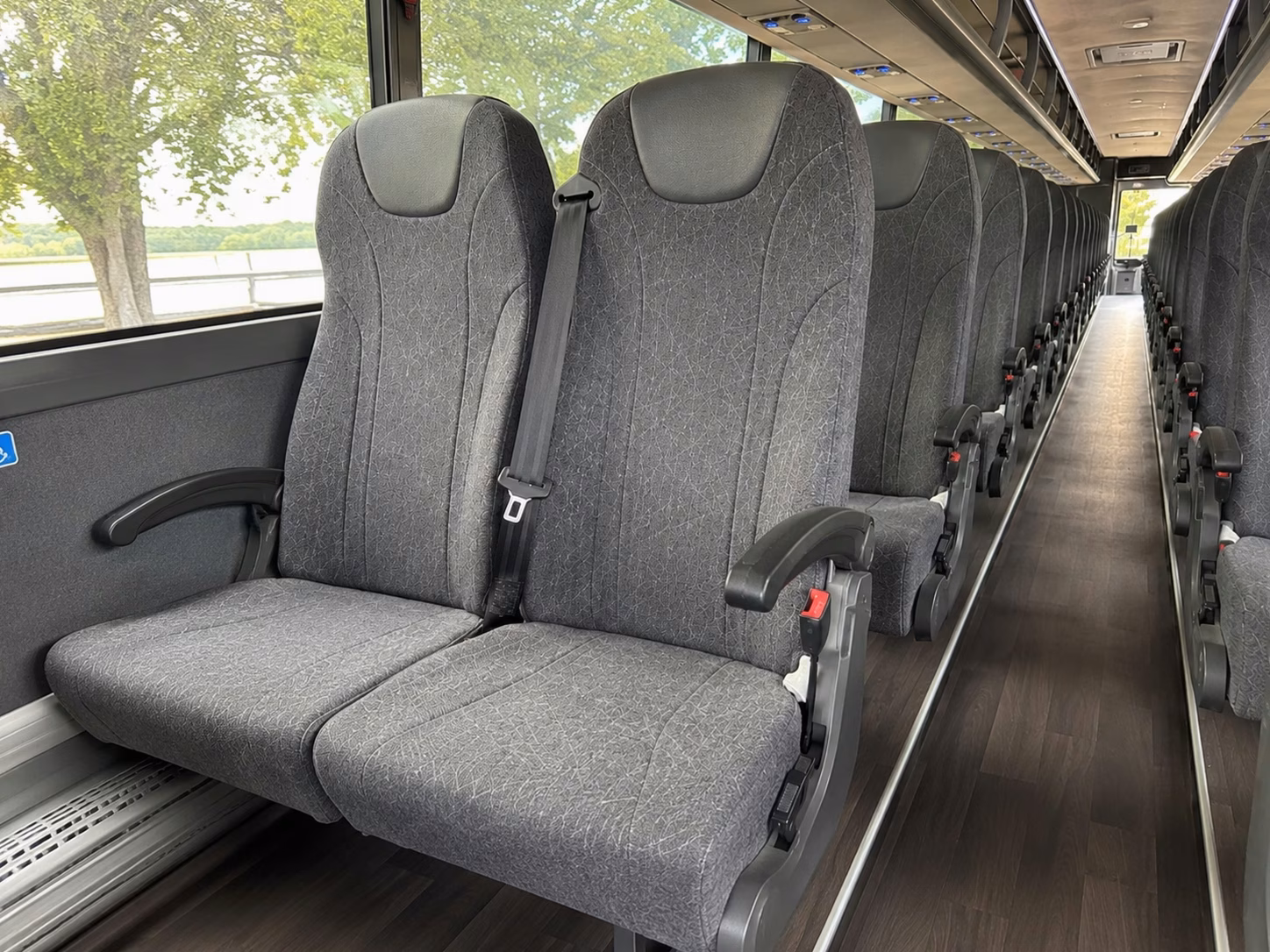 how where and when you re traveling affects santa clarita charter bus rates