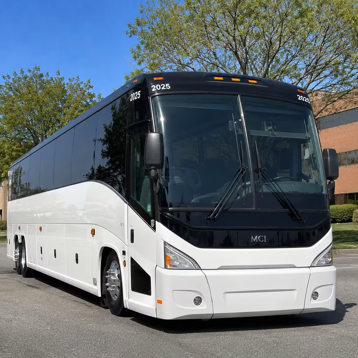 shuttle buses for concerts in the park in santa clarita