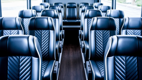 santa clarita 18 passenger minibus rental